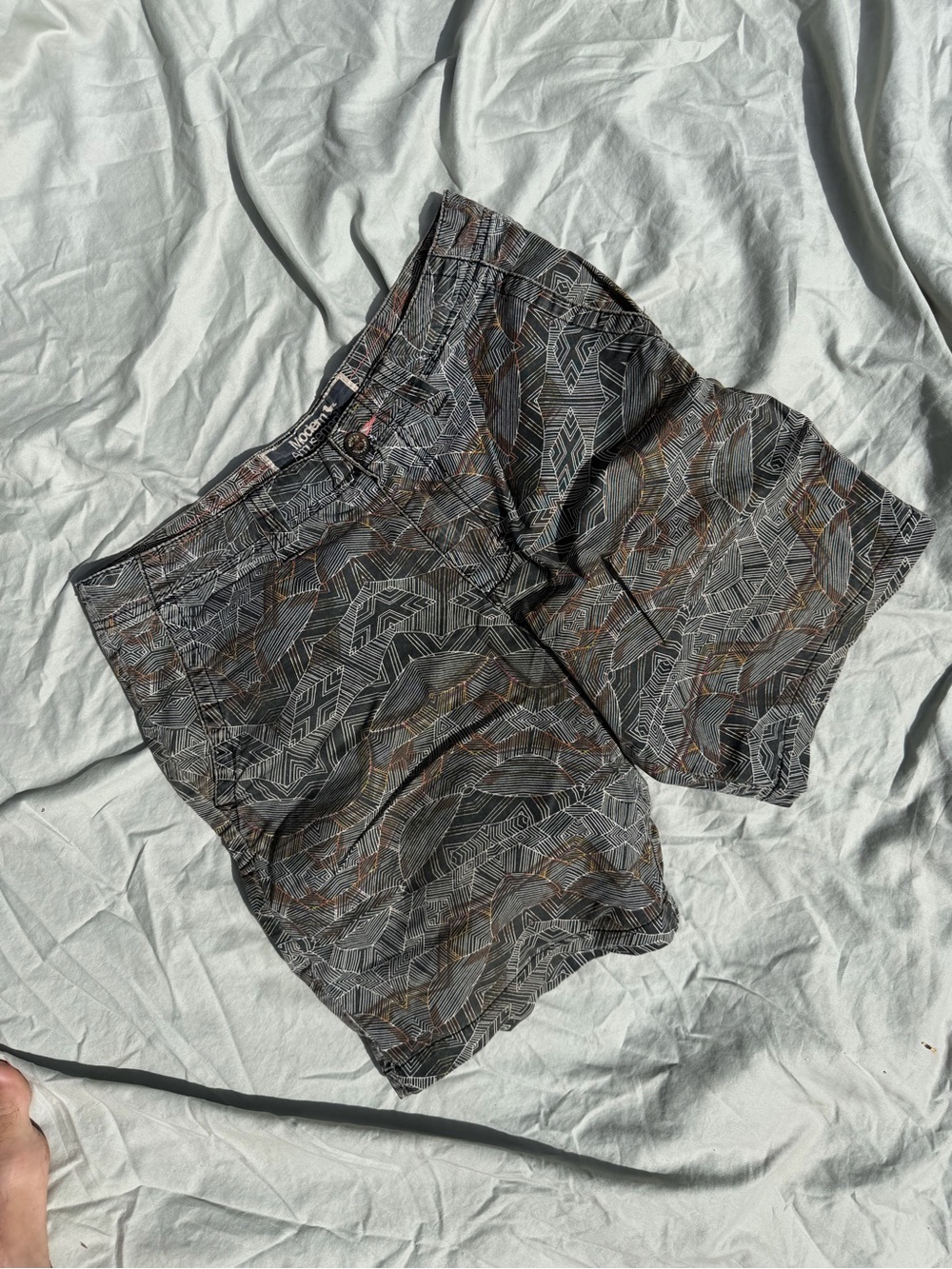 Modern Amusement Gray Patterned Men’s Shorts with Brown Accents